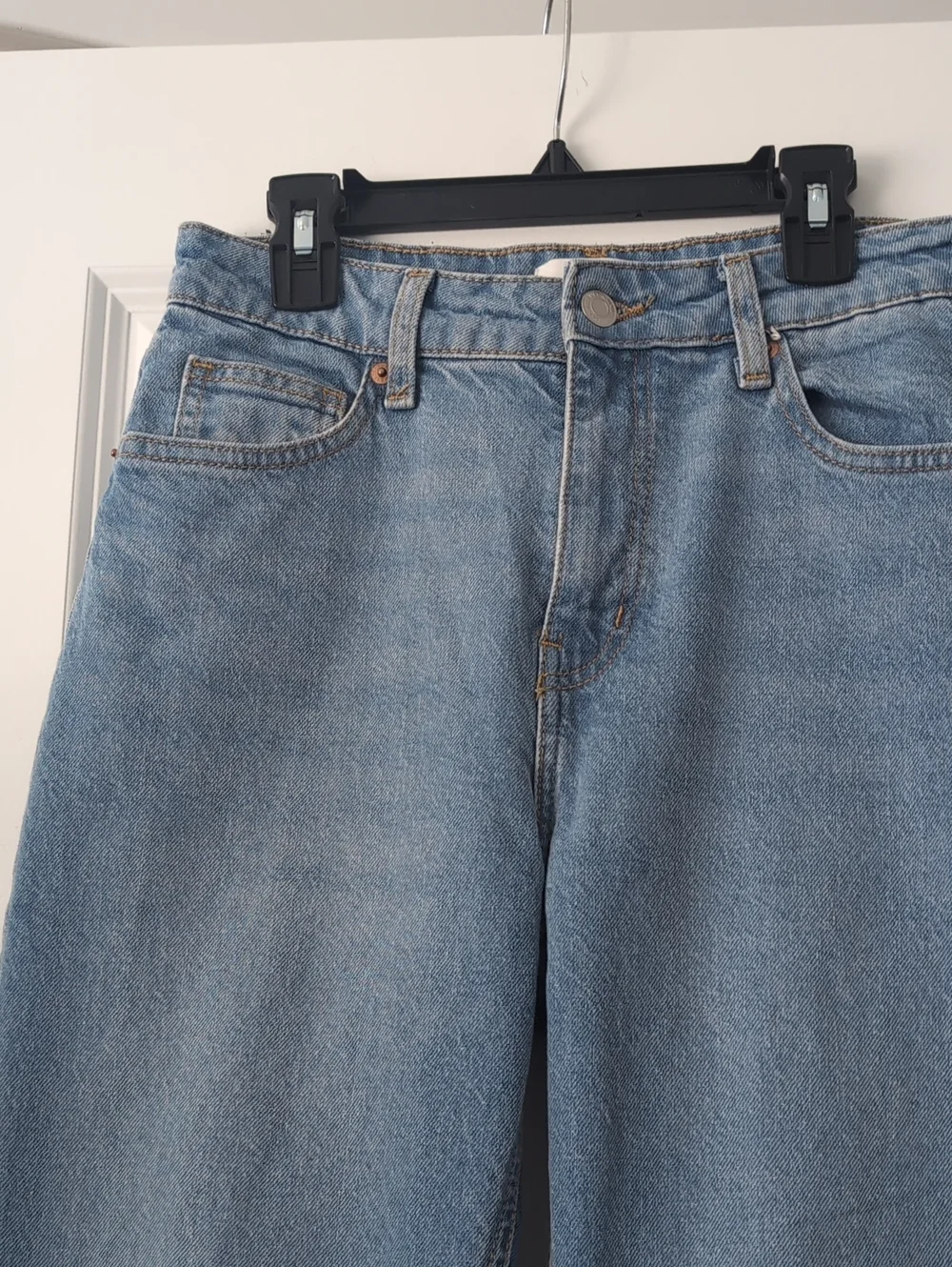 H&M Straight Leg Jean Light Wash